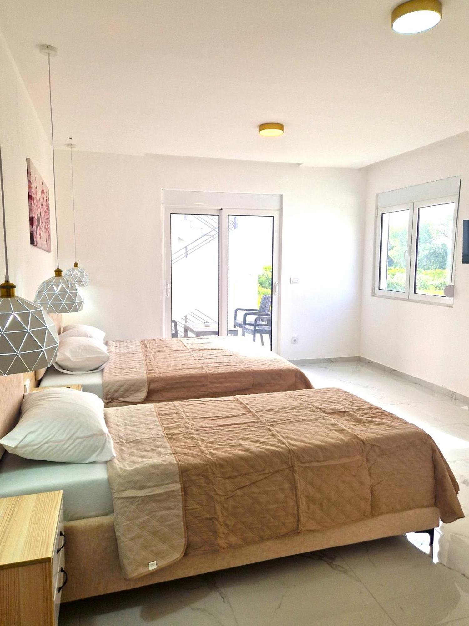 Ivana Apartments Ulcinj Luaran gambar