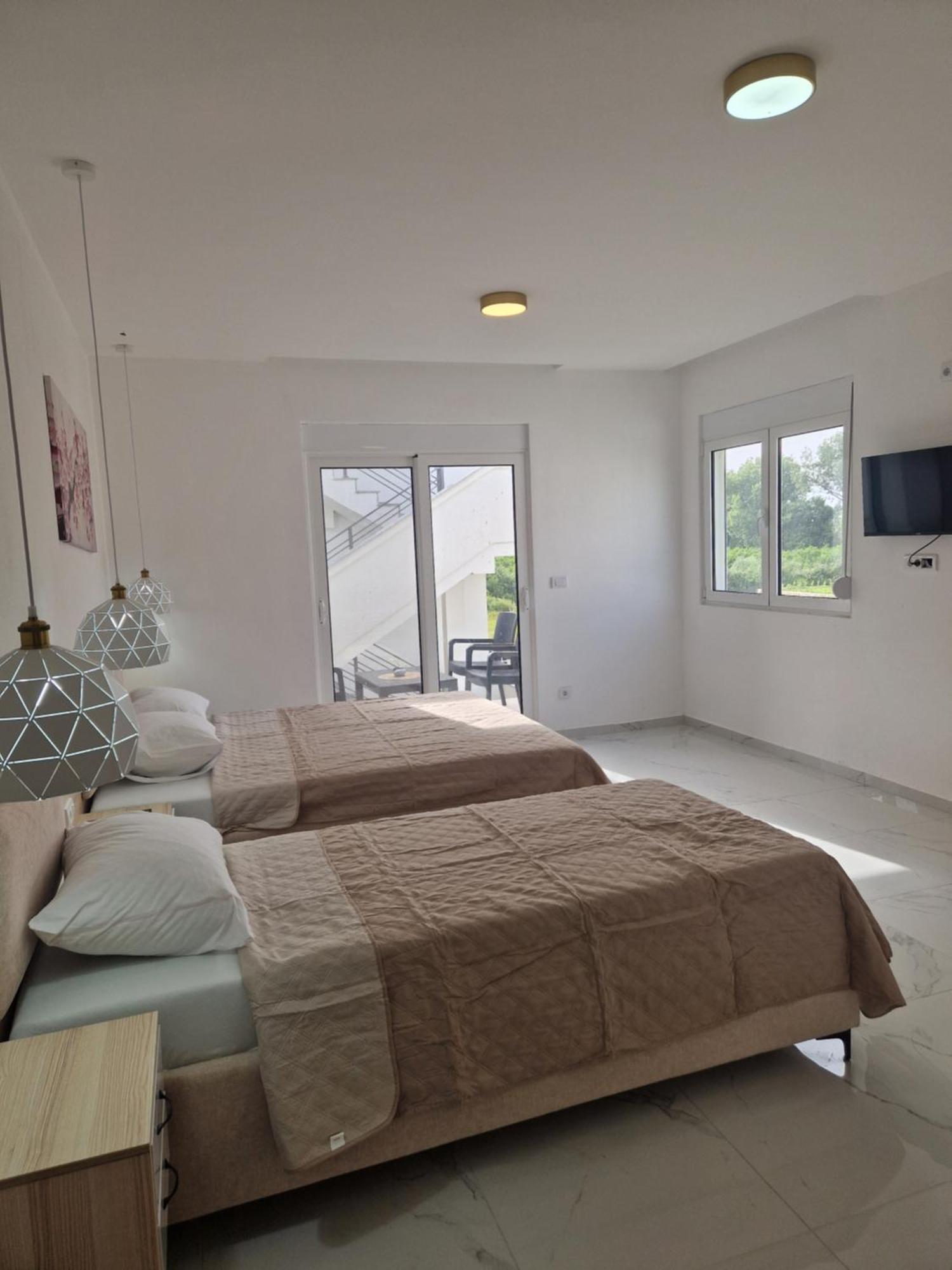 Ivana Apartments Ulcinj Luaran gambar