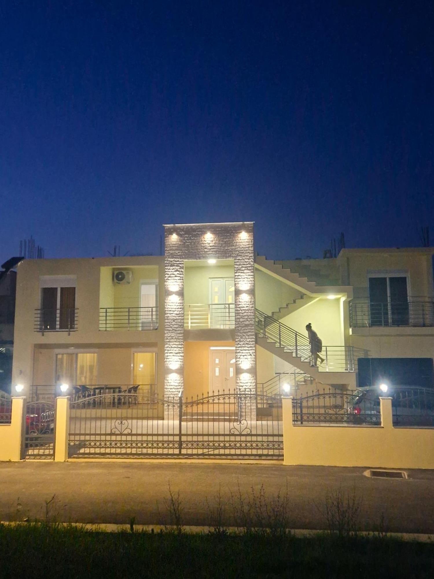 Ivana Apartments Ulcinj Luaran gambar